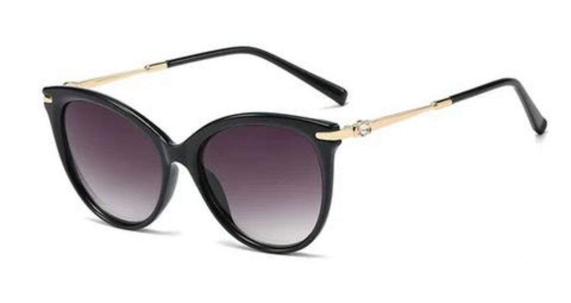 Cat Eye's
